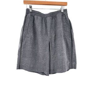 Lululemon Mens Medium Gray Athletic Shorts With Zipper Pockets‎